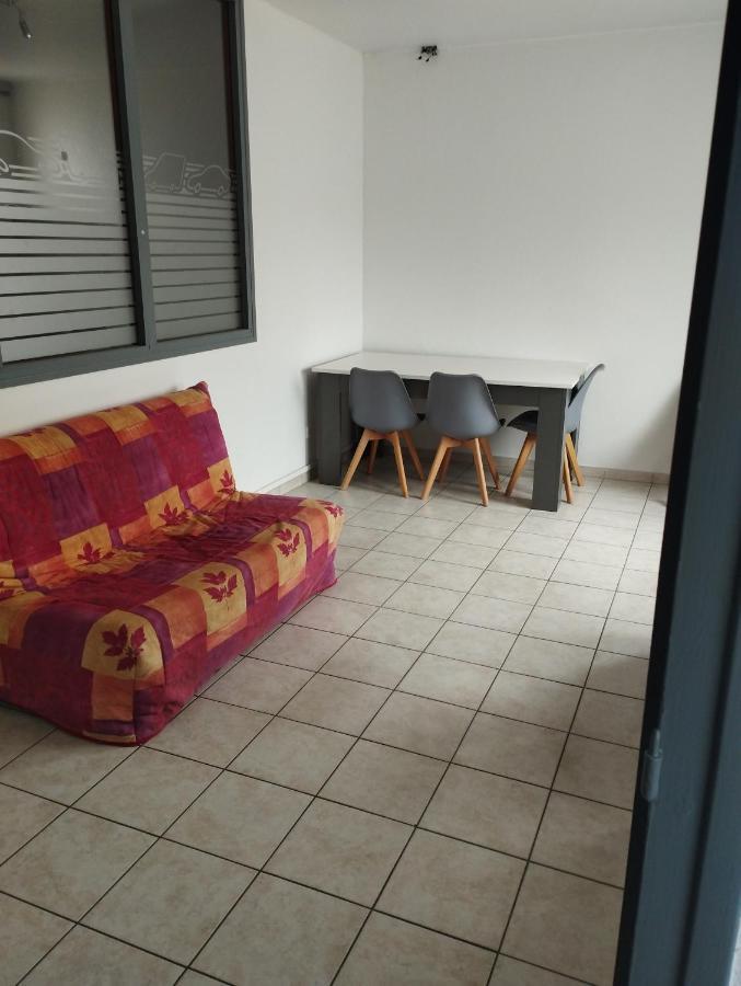 Meximieux Appartement Buitenkant foto